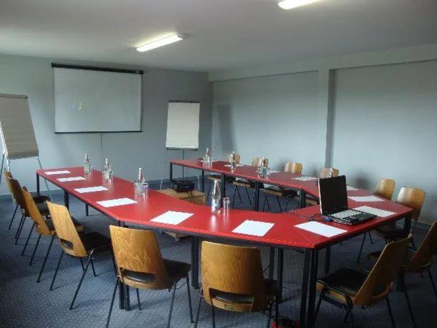 Cozy Hotel Logis Morlaix Plouigneau Екстериор снимка