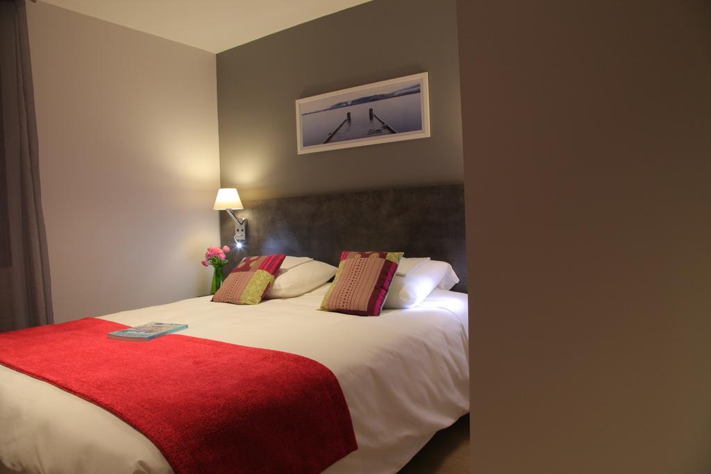 Cozy Hotel Logis Morlaix Plouigneau Стая снимка